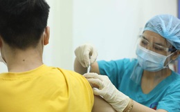 100 tình nguyện viên tiêm thử nghiệm vaccine ARCT-154 ngừa Covid-19