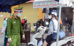 Hơn 7.500 công chức, viên chức ở TPHCM đăng ký cấp giấy đi đường