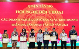 Trung tâm Phụ nữ và Phát triển được trao bằng khen “thành tích tiêu biểu năm 2022”
