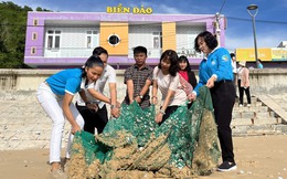 Hoa hậu H’Hen Niê lan tỏa lối sống xanh, bảo vệ môi trường biển ở Bình Định