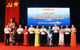 Lữ đoàn 162 gặp mặt hội viên, phụ nữ nhân Ngày 20/10