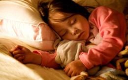 Nên cho trẻ ngủ một mình từ khi nào? Cách luyện cho con ngủ riêng 