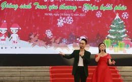 Tưng bừng giai điệu Giáng sinh từ ca sĩ Đồng Thanh Nhàn, Nguyễn Quốc Tuấn