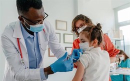 Pfizer xin cấp phép vaccine phòng ngừa Covid-19 cho trẻ 6 tháng - 4 tuổi tại Mỹ
