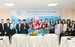 Ngân hàng Chính sách xã hội chúc mừng Chủ tịch Hội LHPN Việt Nam 