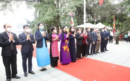 Phó Chủ tịch nước dự lễ Dâng hương tưởng niệm Quốc Mẫu Tây Thiên 