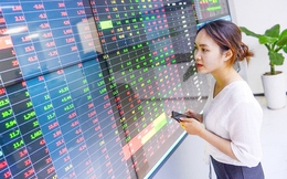 Bộ Tài chính nói gì khi công ty chứng khoán "vừa đá bóng vừa thổi còi"?