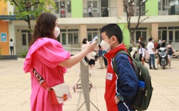 Hà Nội: Học sinh tiểu học hào hứng đến trường sau gần 1 năm học online