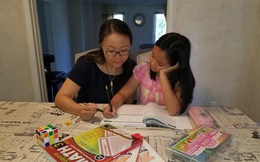 Bà mẹ Trung Quốc gây bất ngờ với bảng liệt kê chi phí nuôi dạy con gái 12 năm