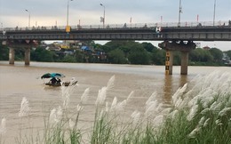 Nam Định: Tìm thấy 1 thi thể trong vụ 4 người bị nước cuốn trôi trên sông Đào