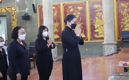 Hội LHPN Việt Nam viếng bà Võ Thị Dung - lão thành Cách mạng, nguyên Phó Ban Tổ chức, TƯ Hội