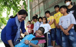 Chủ tịch Hội LHPN Việt Nam thăm, tặng quà cho phụ nữ và trẻ em Đồng Tháp