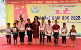 Hội LHPN tỉnh Sơn La: 12 suất học bổng tặng trẻ có hoàn cảnh khó khăn 