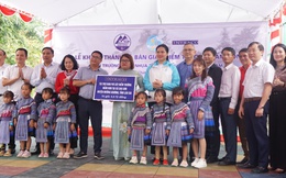 Chủ tịch Hội LHPN Việt Nam dự khánh thành trường mầm non ở vùng cao được xây dựng bằng nhựa tái chế