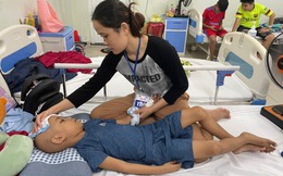 Hoàn cảnh éo le của bé trai 6 tuổi bị ung thư máu
