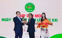 Trưởng Ban Tuyên giáo Trung ương: Thực tiễn đòi hỏi nhà thơ tiếp tục tham gia tích cực vào đời sống xã hội