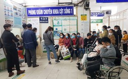 Bệnh viện Việt Đức: Hoãn mổ phiên, bệnh nhân ôm chân gãy "đứng ngồi không yên"