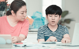 Loạt nghiên cứu chỉ ra 5 sai lầm cha mẹ hay mắc phải khiến con thông minh trở nên ngốc nghếch