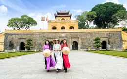 Người trẻ muốn "chạm vào quá khứ"