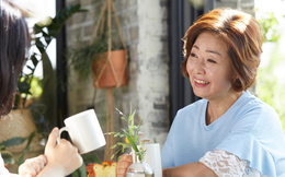Gặp mẹ của bạn học, tôi kinh ngạc khi biết đây là người tôi muốn tìm lâu nay