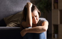 "Con muốn chết, cha mẹ không biết, thầy cô không biết"- những cuộc trò chuyện với bác sĩ tâm lý khiến nhiều phụ huynh giật mình