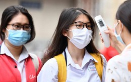 Số ca mắc COVID-19 tăng mạnh, ít nhất 4 địa phương bắt buộc học sinh đeo khẩu trang khi đến trường