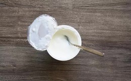 Những nguy cơ khi ăn sữa chua hết hạn 