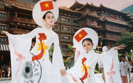 Mẫu nhí 6 tuổi diện áo dài trên đường phố Trung Quốc