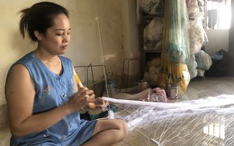 Già trẻ cùng giữ nghề đan lưới độc đáo ở Thủ đô