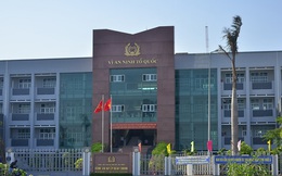 Vụ bé gái 14 tuổi bị thợ sơn đưa vào khách sạn: Viện KSND huyện chuyển đơn tới Công an để điều tra