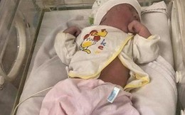 Bé gái sơ sinh bị bỏ rơi trong khuôn viên bệnh viện