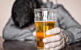 Đồ uống có cồn tăng nguy cơ mắc ung thư tiền liệt tuyến