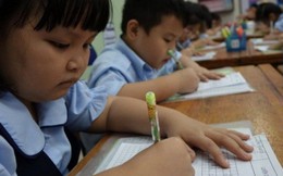 Cha mẹ hãy cho trẻ cơ hội được 6 năm mù chữ