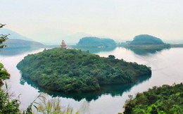 Lên đỉnh núi ảo ảnh