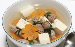 Thanh mát canh thịt bò cuộn nấm kim châm