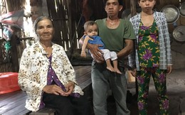 Mẹ già 82 tuổi tảo tần làm chỗ dựa cho con cháu