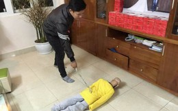 Thêm tội danh cho ông bố cùng dì ghẻ hành hạ con trai 10 tuổi