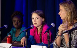 Cô bé Greta Thunberg phản đối các chính phủ thiếu hành động trong khủng hoảng khí hậu