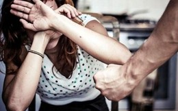 Nạn bạo hành phụ nữ, xâm hại trẻ em khiến cử tri bức xúc