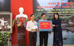 Phó Chủ tịch nước dự Ngày hội Đại đoàn kết toàn dân tộc tại Ninh Bình