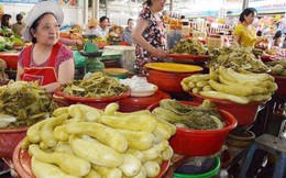Rau xanh tăng giá 5 lần, người nội trợ Đà Nẵng chuyển sang mua cải muối