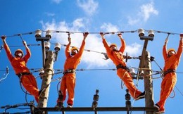 Thủ tướng Chính phủ: Đảm bảo an toàn nguồn nước, an ninh năng lượng để an lòng nhân dân