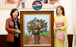 Nhà hảo tâm đấu giá thành công bức tranh với số tiền 10 triệu đồng gây Quỹ Mottainai 