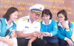 Hội LHPN Việt Nam thăm, tặng quà quân, dân huyện đảo Trường Sa 