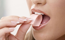 Lợi ích và tác hại khi nhai kẹo cao su nhiều