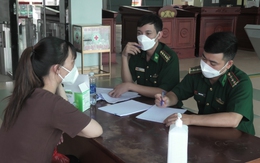 Bộ đội biên phòng Lào Cai tiếp nhận 110 công dân do Trung Quốc trao trả qua cửa khẩu