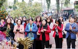 Hội LHPN Việt Nam dâng hương tại Khu di tích Đền thờ Nguyên phi Ỷ Lan