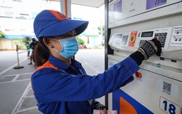 Giá xăng dầu đồng loạt tăng mạnh