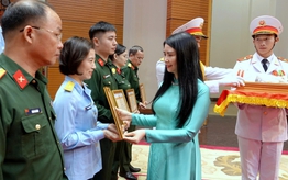 Phụ nữ Quân đội đề xuất các giải pháp thực hiện nội dung bình đẳng giới 