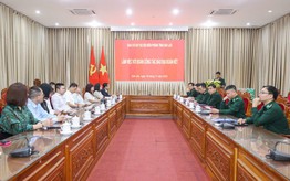 Báo Đại đoàn kết và Bộ đội Biên phòng tỉnh Đắk Lắk mang yêu thương tới bà con vùng biên